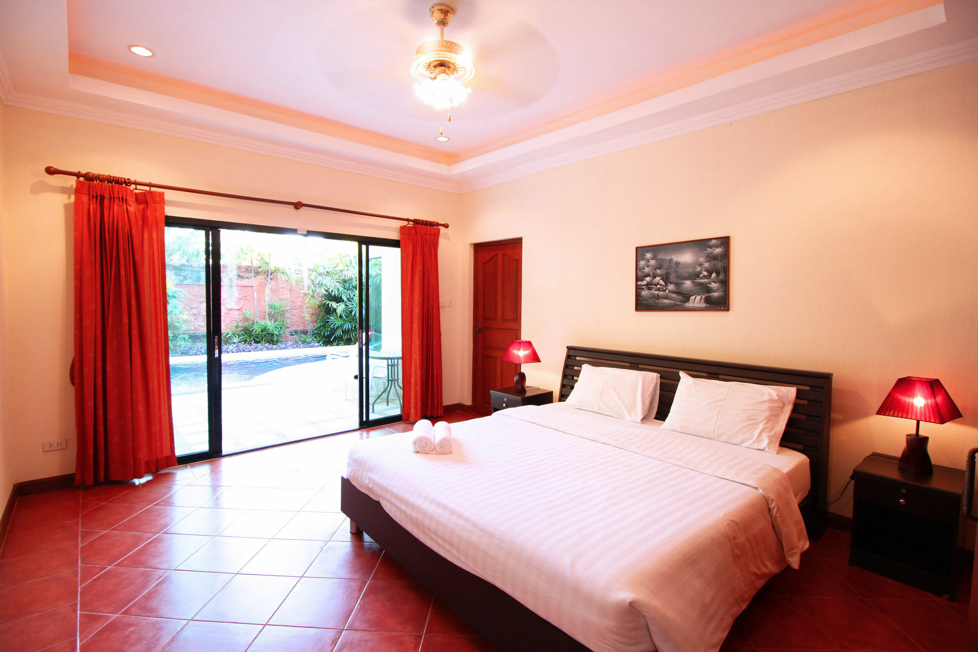 Cosy Beach Pool Villas By Pattaya Sunny Rentals Exterior photo