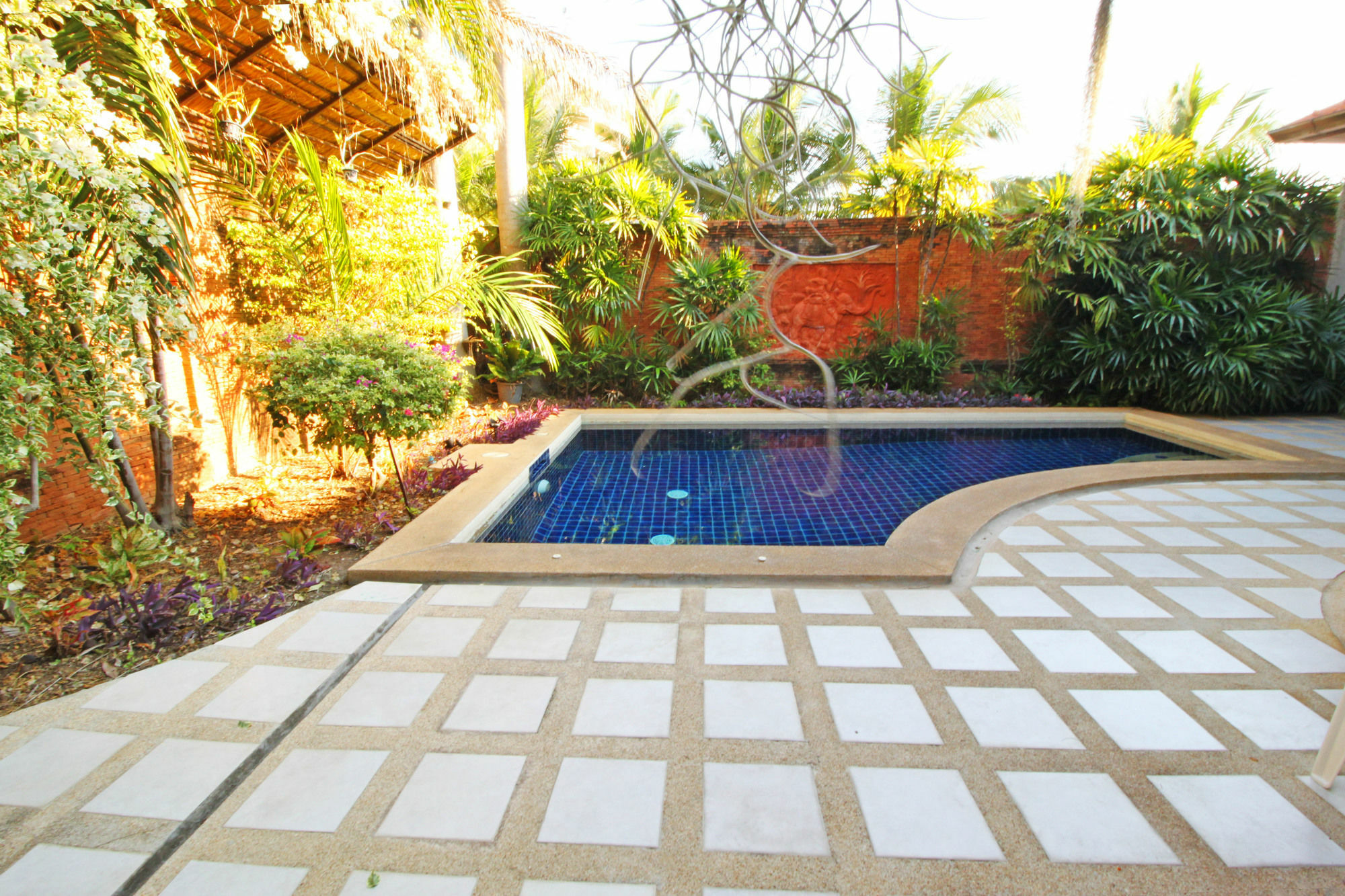 Cosy Beach Pool Villas By Pattaya Sunny Rentals Exterior photo