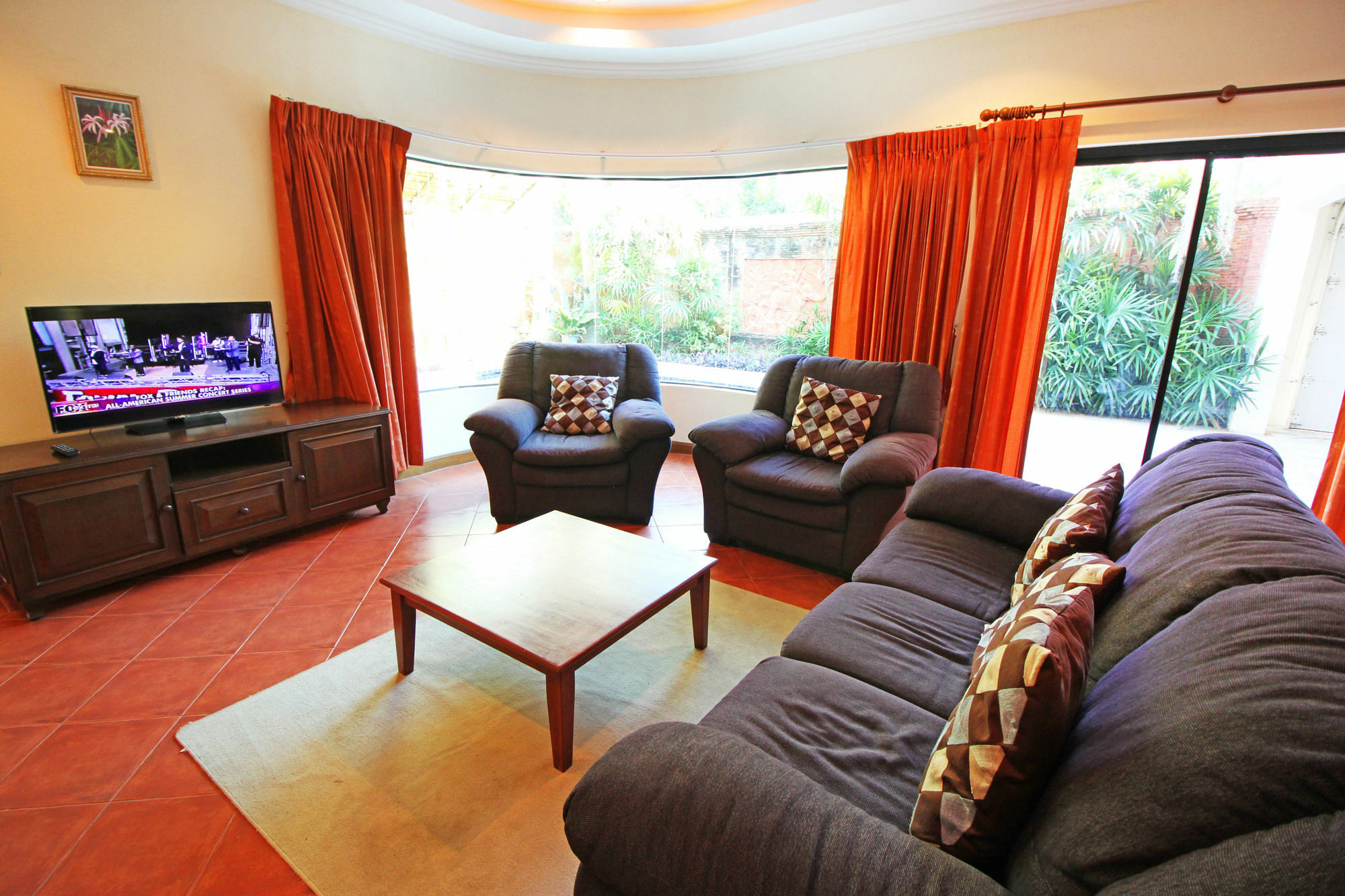 Cosy Beach Pool Villas By Pattaya Sunny Rentals Exterior photo