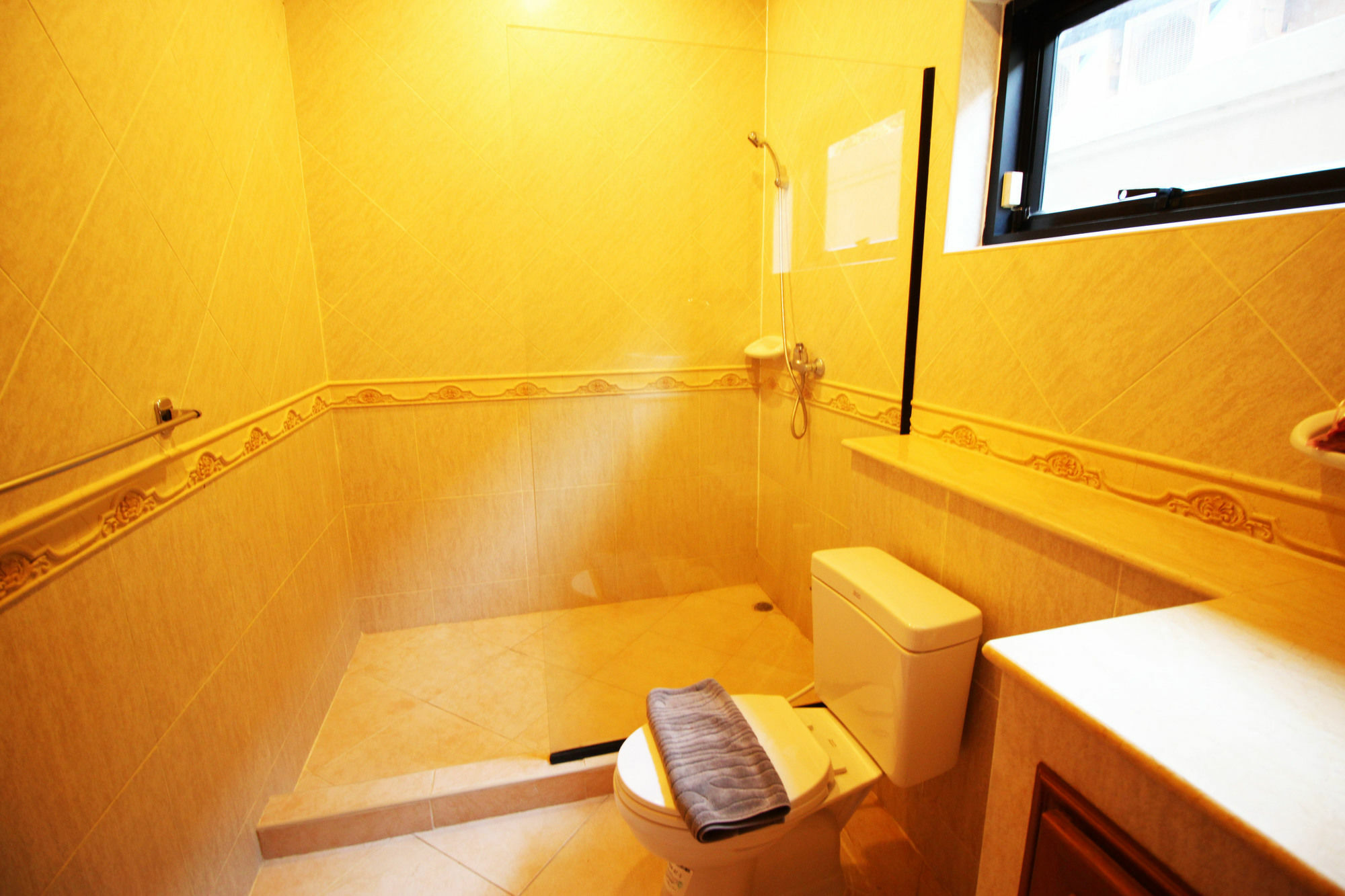 Cosy Beach Pool Villas By Pattaya Sunny Rentals Exterior photo